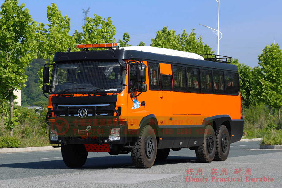 Dongfeng bus with bumper bar--Dongfeng 6*6 bus-