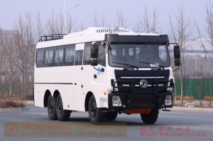Dongfeng bus with bumper bar–Dongfeng 6*6 bus–190 hp city commuter bus–Dongfeng 30-seat bus