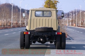 Dongfeng long head double-glass diesel truck chassis –EQ240 four-ton civilian off-road truck chassis–EQ2082 pointed Y25 off-road troop-carrying vehicle chassis