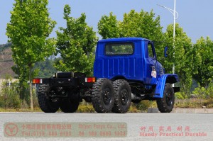 Dongfeng long head double-glass diesel truck chassis –EQ240 four-ton civilian off-road truck chassis–EQ2082 pointed Y25 off-road troop-carrying vehicle chassis