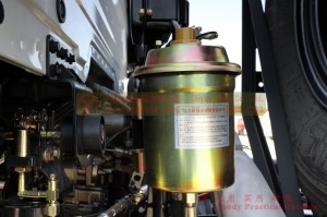 6*6 -260 Yuchai Engine Chassis 6WD Six Drive One and a Half Row