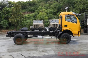 4×2左/右舵160马力出口小卡底盘-小型微卡底盘改装厂家-东风轻卡底盘改装
