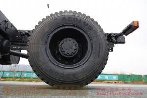 Dongfeng 210 HP Rear Dual Tire Special Off-road Chassis–Dongfeng Flathead 4*2 Chassis–Off-road Truck Export Manufacturer
