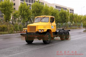 EQ240 Dongfeng pointed 6*6 chassis–Dongfeng 240 old off-road truck chassis–EQ2082E6D off-road classic truck chassis