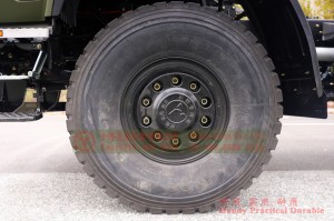 Dongfeng all-wheel-drive high-horsepower off-road transportation chassis–Dongfeng 450 hp flathead truck conversion manufacturer–6*6 flathead off-road truck chassis
