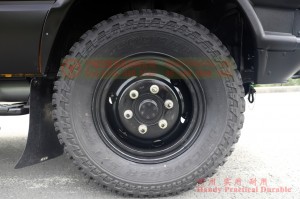 4WD Iveco short head double row minivan-3 tons of small 6-passenger off-road truck-classic Iveco 2045 conversion model
