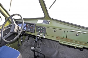 Dongfeng EQ2082 Six Drive Double Glass Cab Military Vehicle