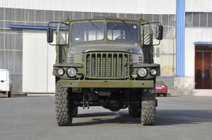 Dongfeng EQ2082 Six Drive Double Glass Cab Military Vehicle