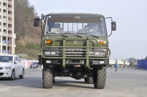 Dongfeng Six wheel drive flat head EQ2102G off-road Truck