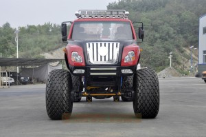 Four wheel drive Desert Off-road Surfing Vehicle