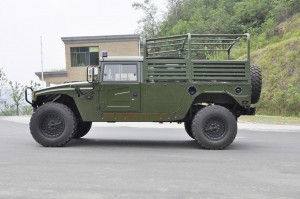 EQ2050E Long-head Double-row Hard-top Dongfeng Off-road Vehicle