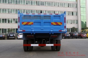 Four wheel drive long head EQ1093 dump truck