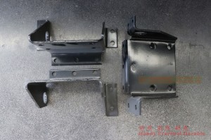 Dongfeng Six Drive EQ2102 Off-road Truck Transfer Support