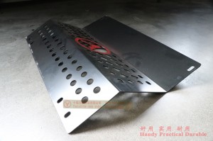 Dongfeng EQ2070 Four Drive Off-road Truck Water Tank Protection Net