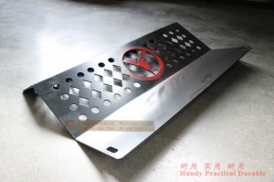 Dongfeng EQ2070 Four Drive Off-road Truck Water Tank Protection Net