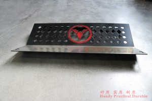 Dongfeng EQ2070 Four Drive Off-road Truck Water Tank Protection Net