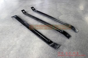 Dongfeng EQ2082 Six Drive Auxiliary Fuel Tank Carling