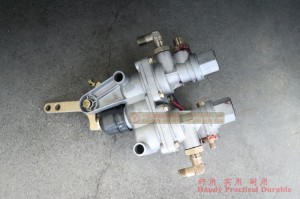 Dongfeng Six Drive แม่ปั๊มเบรกรถบรรทุกออฟโรด