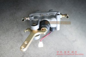 Dongfeng Six Drive แม่ปั๊มเบรกรถบรรทุกออฟโรด