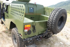 Four wheel drive Dongfeng off-road vehicle Protective Armored Vehicle