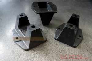 Dongfeng EQ2100 Six Drive Off-road Truck Balance Bridge Upper Support Frame