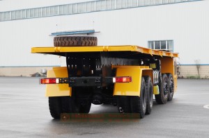 Four drive Low flat mine use Dump Truck