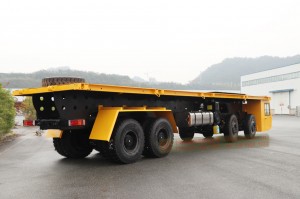 Four drive Low flat mine use Dump Truck