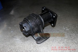 Dongfeng EQ2100 Six Drive Truck Transfer Case Holder
