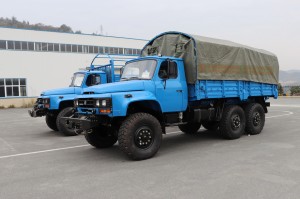 Dongfeng Six wheel drive long head EQ2100 off-road truck