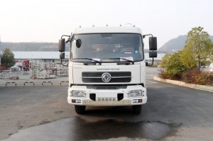 Four wheel drive flat head Compressed garbage truck