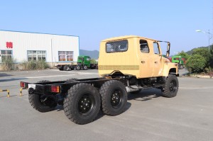Six wheel drive long head double row new EQ2082 off-road chassis