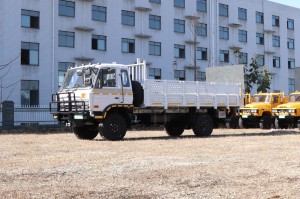 Dongfeng EQ2070 Six Drive Off-road trucks with hydraulic tail plate