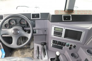 Four-drive EQ2050B Off-road Vehicle Military Truck