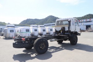 Dongfeng EQ2070 Four Drive Flat Head Off-road Truck Chassis