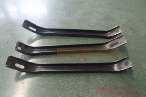 Dongfeng EQ2100 Six Drive Off-road Truck Auxiliary Fuel Tank Crossbeam