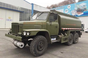 Dongfegn Six drive EQ2082 fuel tanker&fuelling vehicle