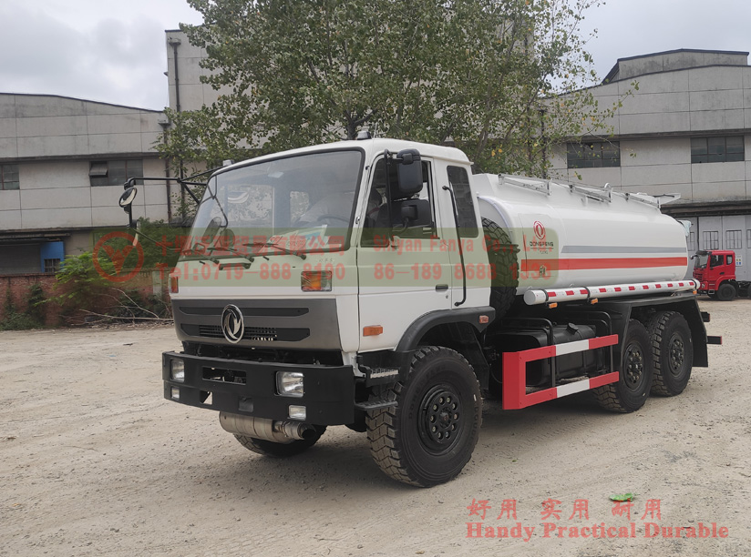 油罐车运输安全注意事项二——RHD EQ2102油罐车