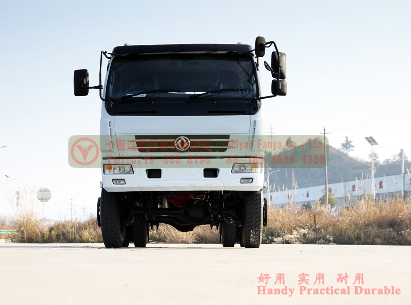 东风四驱4X4双排右舵国际版越野轻型卡车参数