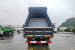 Dongfeng Four wheel drive D912 off-road dump truck