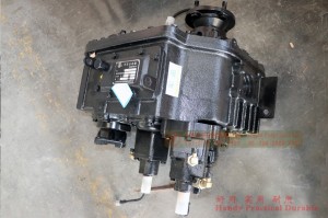 Dongfeng EQ2100 Six Drive Off-road Truck Transfer Case