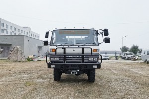 Dongfeng EQ2070 Six Drive Off-road trucks with hydraulic tail plate
